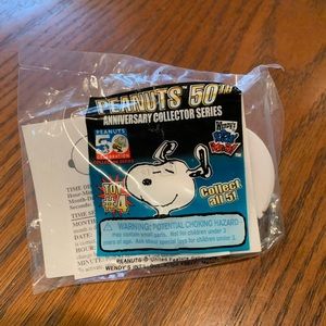 Snoopy keychain watch